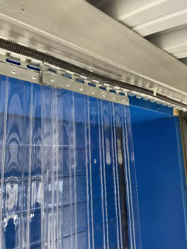 ПВХ завеса рулон морозостойкая рифленая 3x300 (2м)